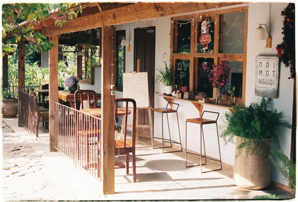 Tại Holtel Solaria